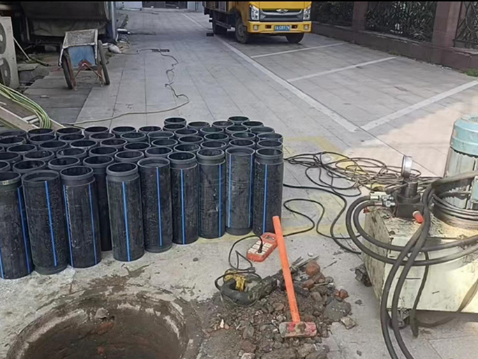 泾阳PE置换管厂家 DN315置换管 非开挖管短管置换